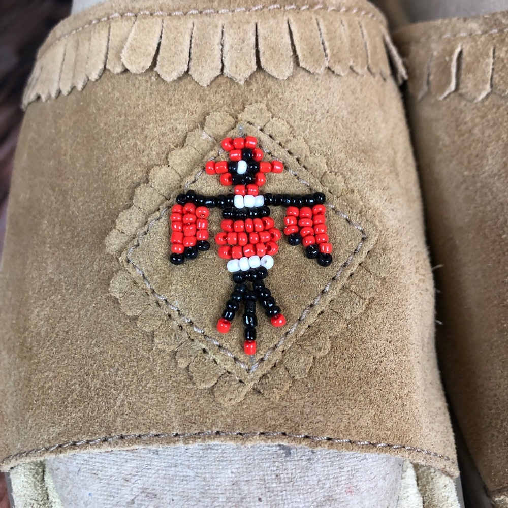 Minnetonka Brown Suede Leather Fringe Beaded Sandals Slides - Picture 4 of 12